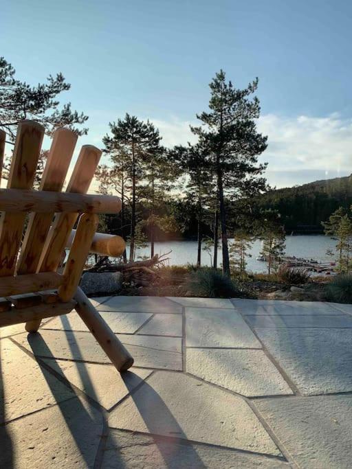 Cosy Cabin Between Lake And Mountain Treungen Exteriör bild